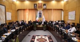 ورود جدی مجلس به مشکلات کامیونداران؛ تصمیمات مهم برای حل مسائل بیمه، کرایه و سوخت