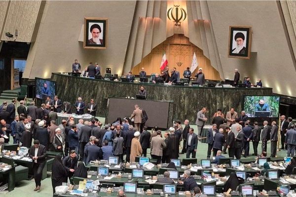 نیکزاد و حاجی بابایی نواب رئیس مجلس شدند 
