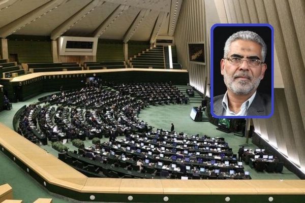 اقتصاد ایران دچار خود تحریمی شده است / به مذاکرات خوشبین نیستم