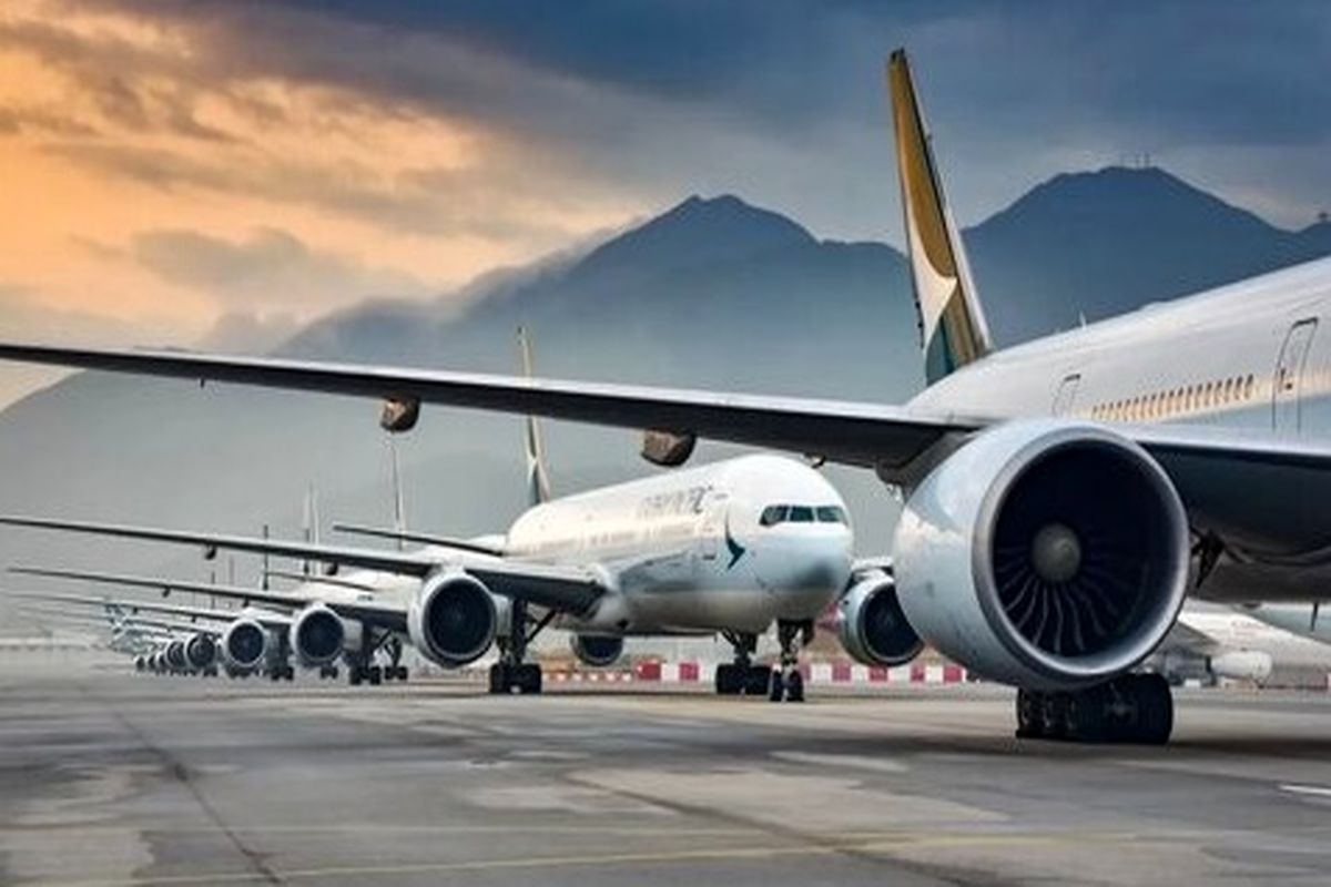 ایستادگی وزیر راه در برابر افزایش قیمت بلیت هواپیماها / تکلیف انتقال فرودگاه مهرآباد چیست؟