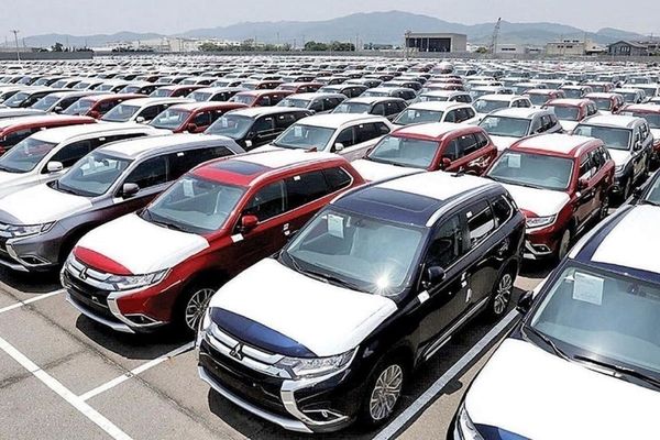 اختلاف دولت و مجلس بر سر تعرفه واردات خودرو به اوج رسید