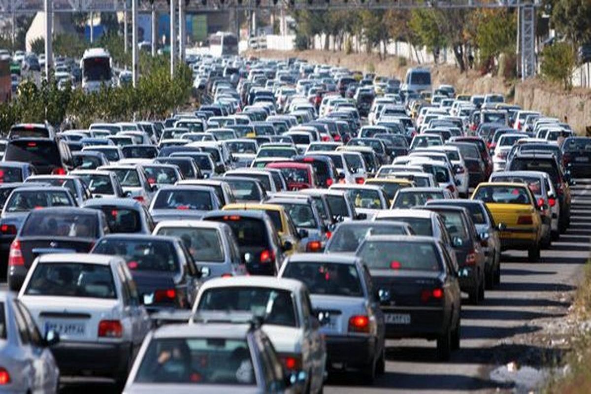 ترافیک سنگین در آزادراه ساوه - تهران