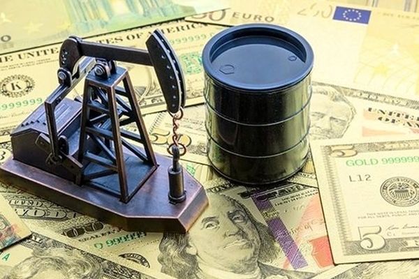ریزش قیمت نفت در بازار امروز / صعود ارزش دلار آمریکا سرعت گرفت