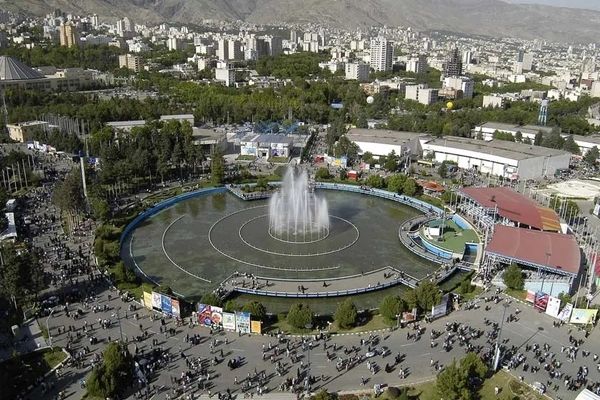 تقویم نمایشگاه های تهران در ۱۴۰۳ + دانلود

