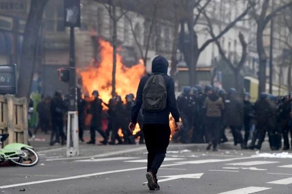 شورش‌ های فرانسه چرا و از کجا شروع می شود