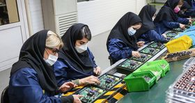 استخدام خانم در کرج؛ بهترین فرصت‌های شغلی برای بانوان
