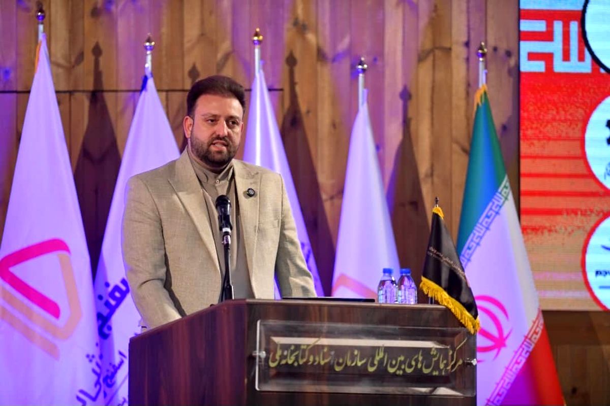 ابوذر شهپری: نادیده گرفتن نسل Z، نادیده گرفتن قلب تپنده جامعه است