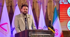 ابوذر شهپری: نادیده گرفتن نسل Z، نادیده گرفتن قلب تپنده جامعه است